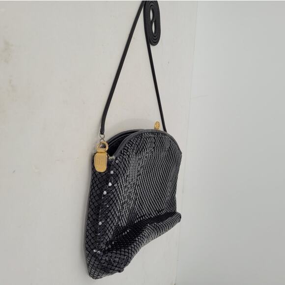 La Regale 80s Black Mesh Bag with Snake Chain Strap Vintage Evening Purse - Picture 5 of 12